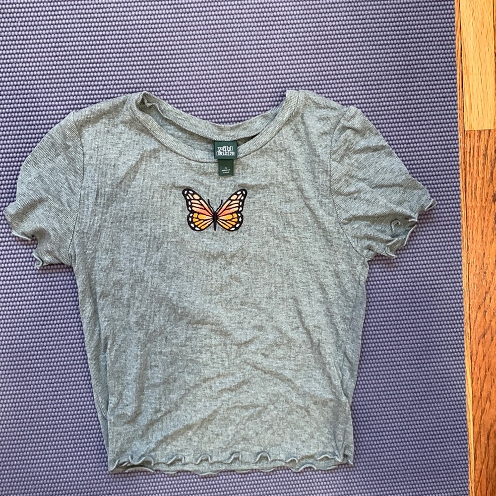 cropped gray t-shirt worn once